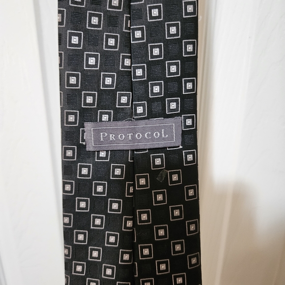 Mens Protocol Tie - Picture 2 of 2